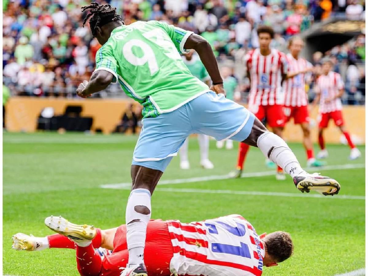 Perdió la vista de un ojo y jugó el Mundial de Clubes: no funciona”