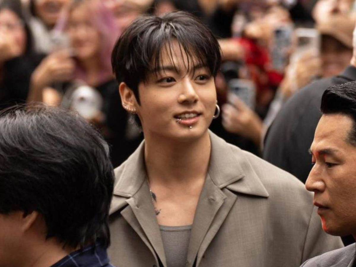 Jungkook deslumbra en el desfile de Calvin Klein en Nueva York