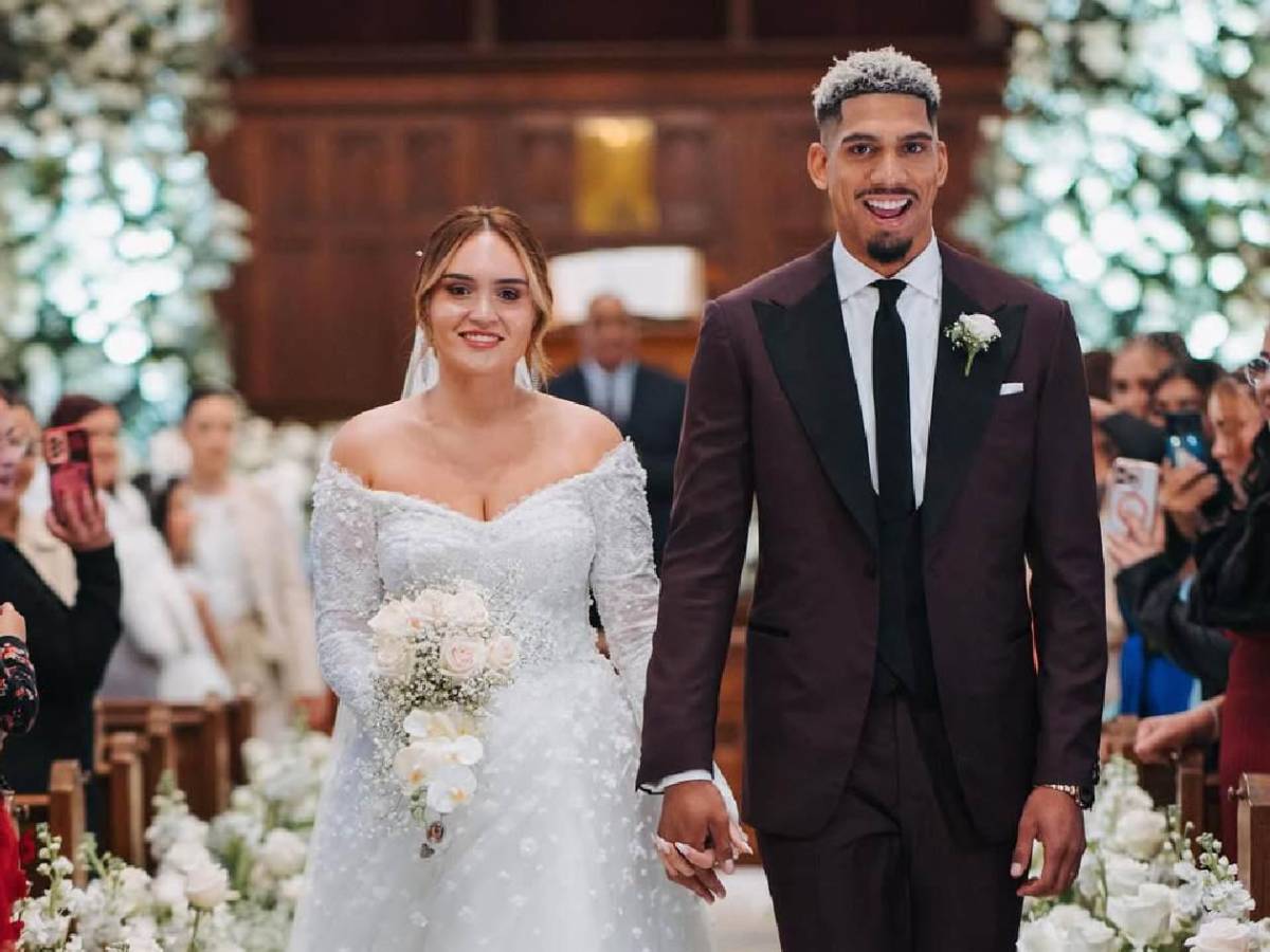 Araujo se casó: ¡ex de Liga Nacional presente y la curiosa prohibición!