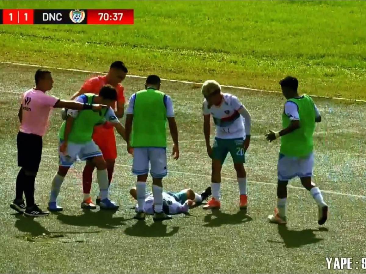 Tragedia: muere futbolista tras sufrir brutal choque en pleno partido