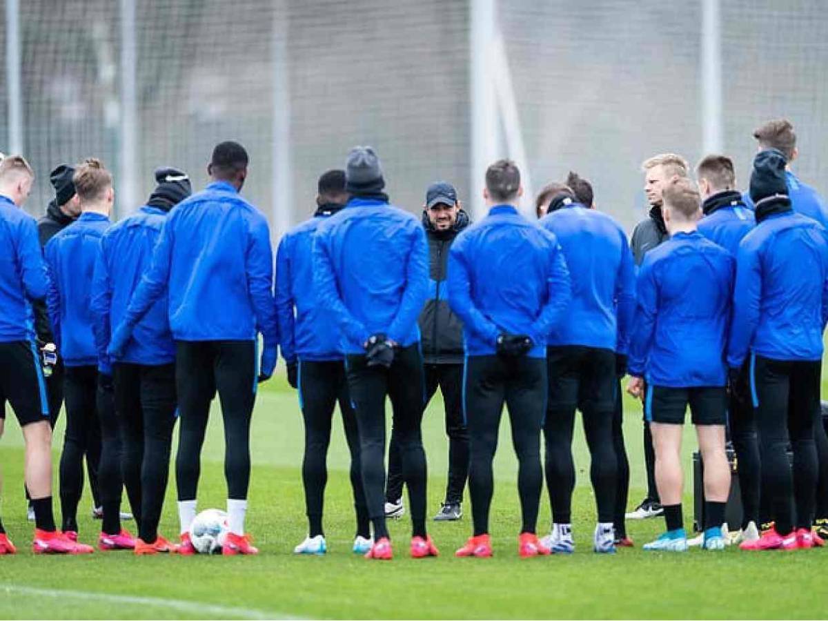 Giro drástico: Salvó a histórico del descenso y ahora dirigirá famoso negocio