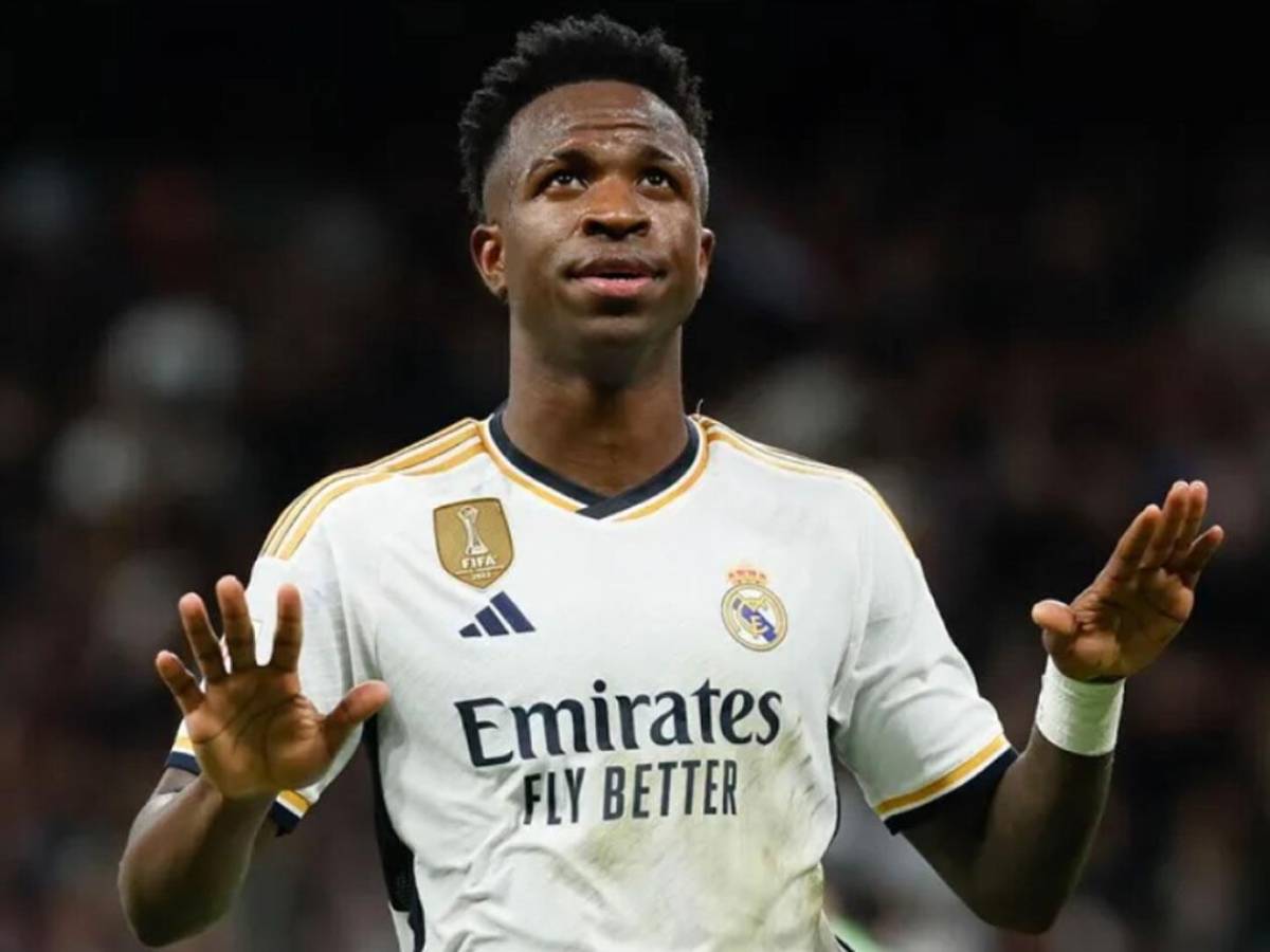 Real Madrid sacude el mercado: oferta astronómica por crack de 19 años con golpe a Vinicius