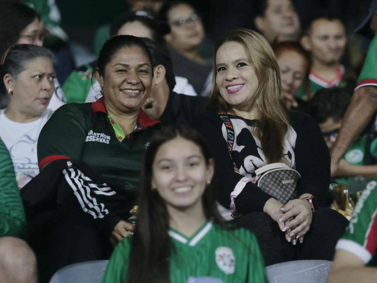 Esposa de exjugador, modelos y la pelirroja: las bellas chicas de la jornada 2