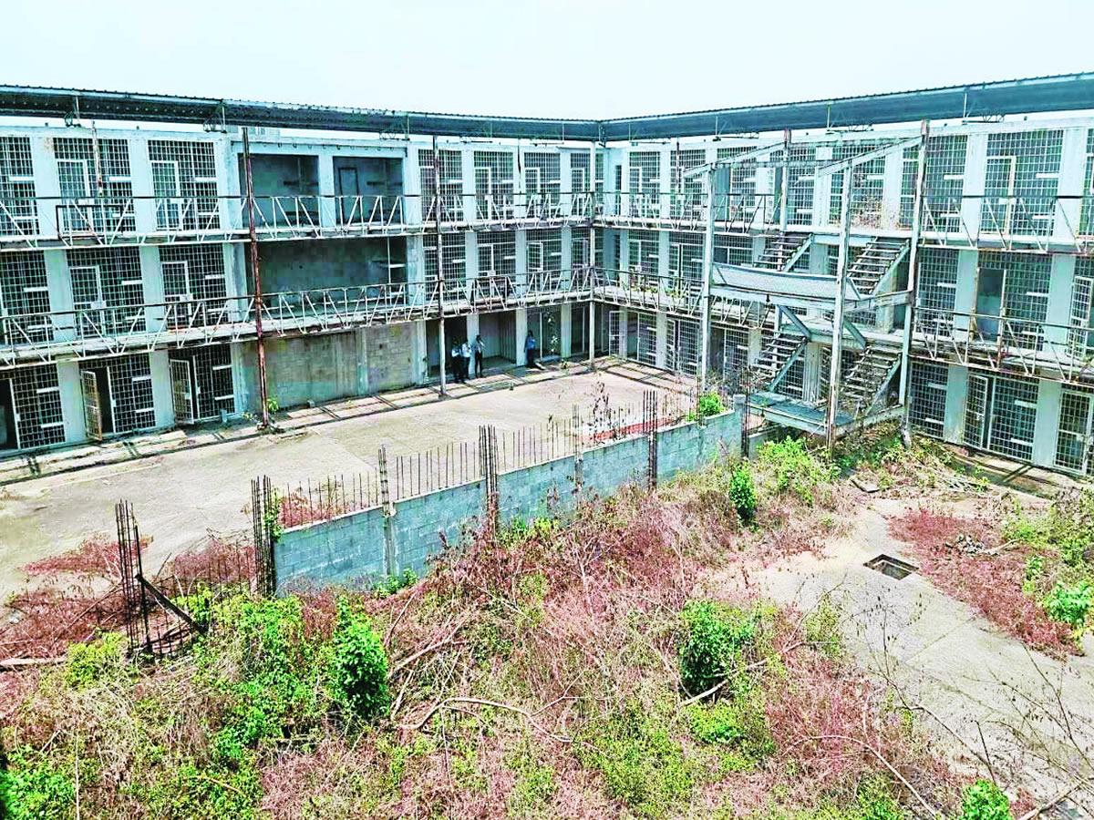 $!La fundación proconstrucción del penal hizo hasta la cuarta etapa y luego una empresa privada continuó la edificación de la obra con un rediseño.