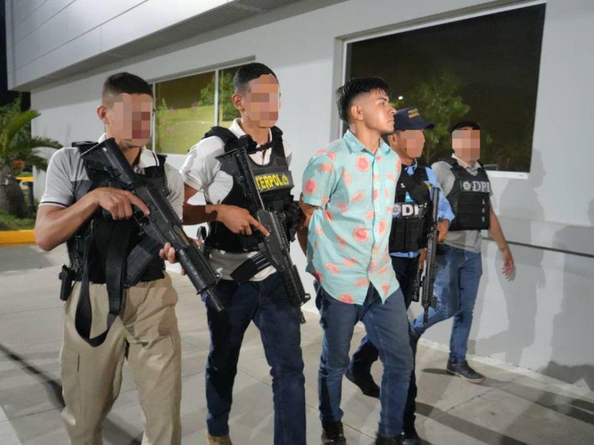 Últimos momentos de Katherine: su expareja, acusado de asesinarla, iba a la misma iglesia