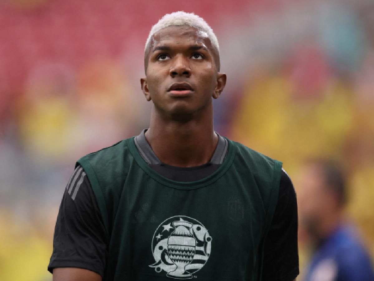 Oficial: Costarricense fue presentado por club de Europa y jugará la Champions