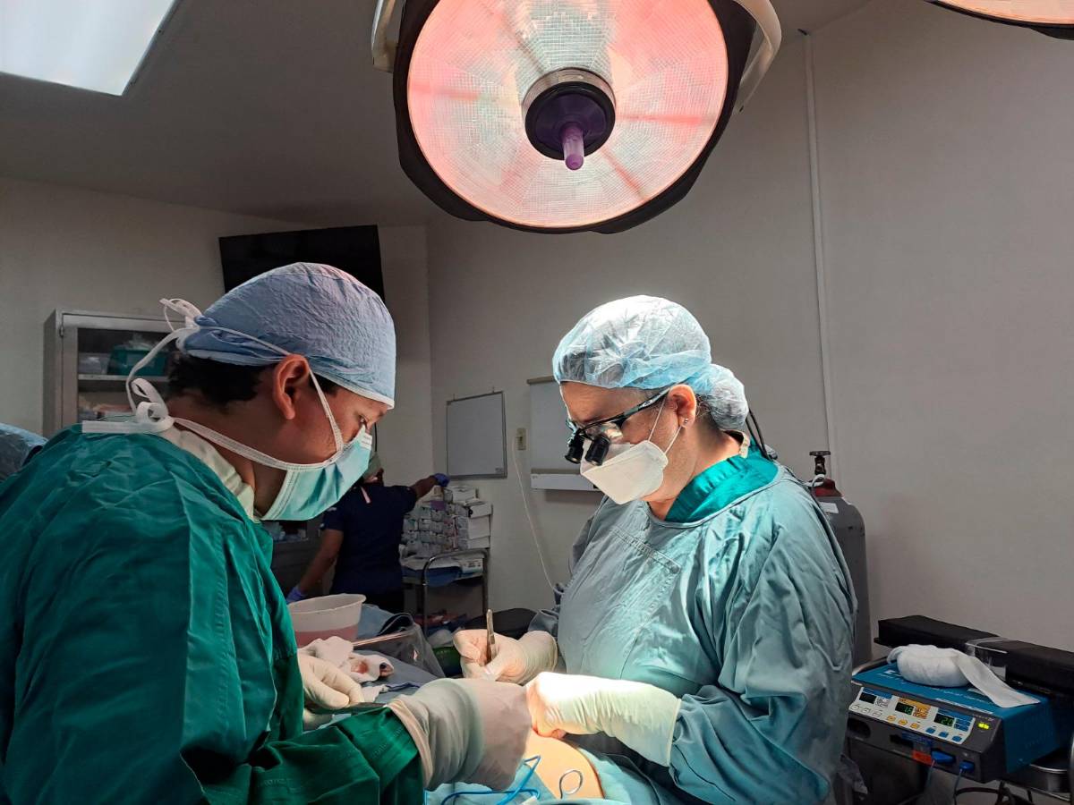 Brigada para reconstruir orejas y manos en niños será en hospital Ruth Paz