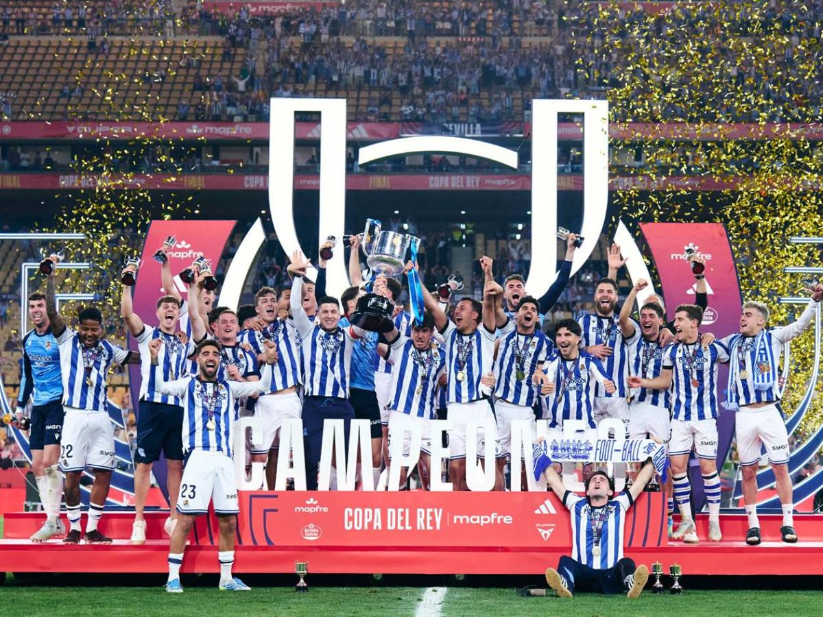 Simeone hundido, Griezmann con triste final y 'madridista' festeja la Copa del Rey