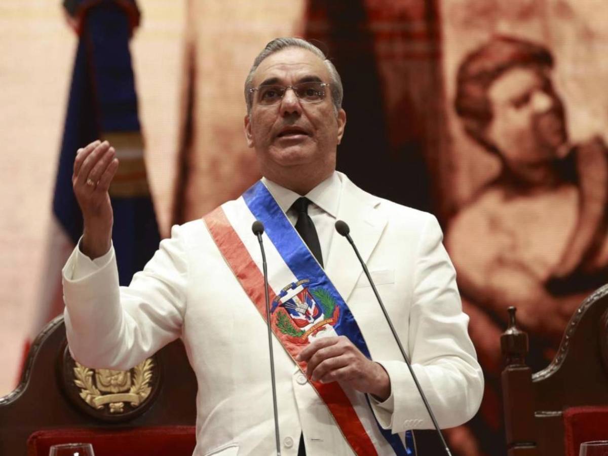 Publican sondeo de gestión de presidentes; Xiomara Castro se mantiene