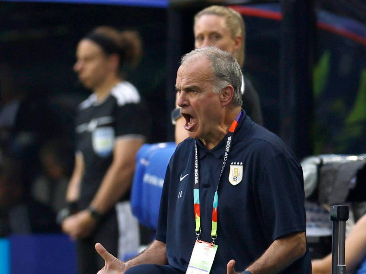 Bielsa señalo a los culpables de la eliminación de Uruguay: “Me dejaron solo”