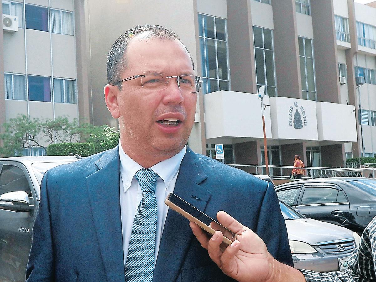 Reynaldo Ekonomo rinde declaración ante el MP y deja mensaje