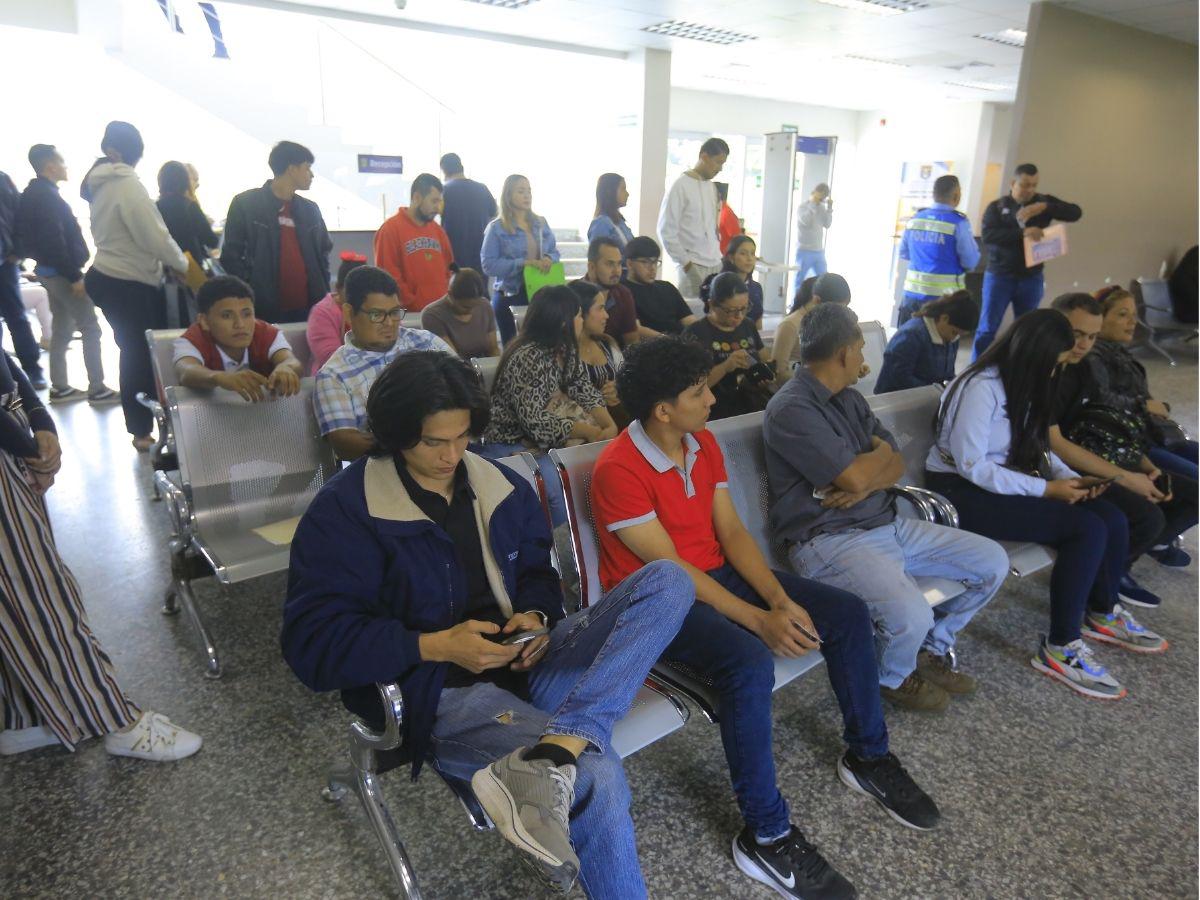 ¿Existe una edad límite para obtener la licencia de conducir en Honduras?