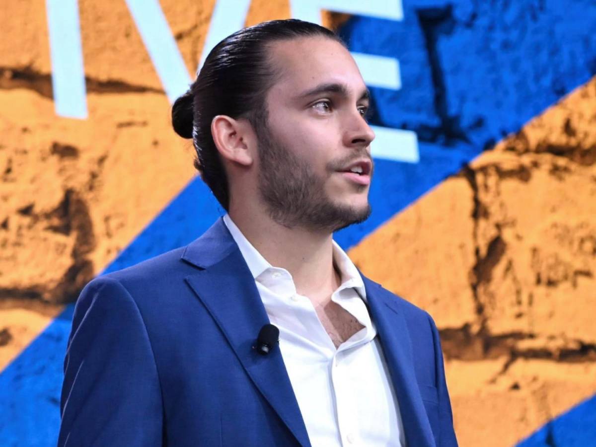 La Tafloo y Carlos Espina protagonizan agarrón en redes tras partido de tiktokers