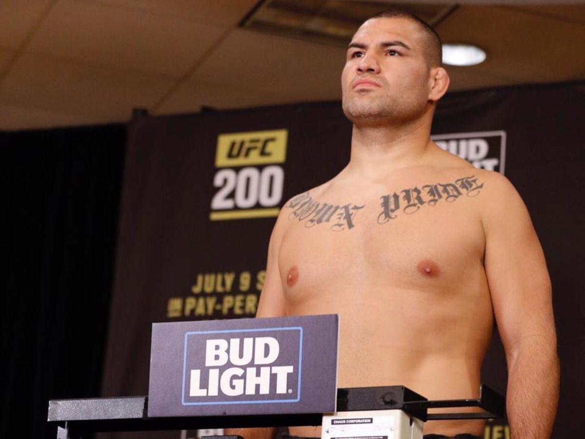 Caín Velásquez sentenciado tras atacar al abusador de su hijo