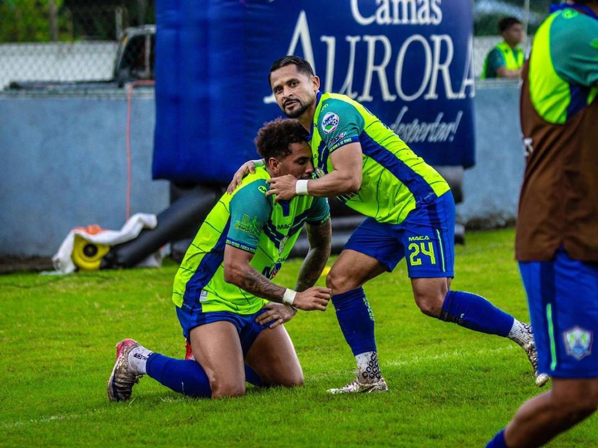 Polémico error arbitral, brutal enfado de Olancho y la fan sexy del Platense