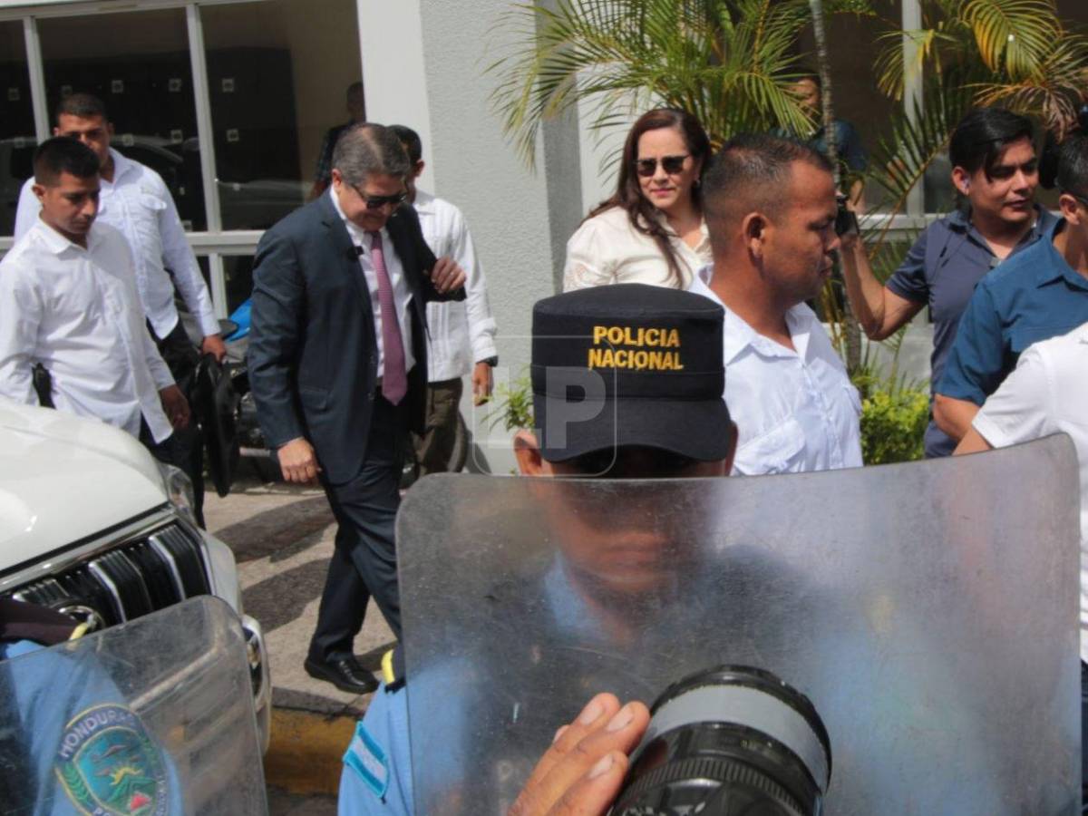 Tienen 10 años de estar con eso: JOH antes de ingresar a audiencia inicial