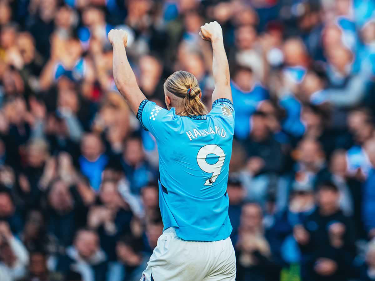 Erling Haaland celebrando su gol número 11 de la temporada en la Premier League.