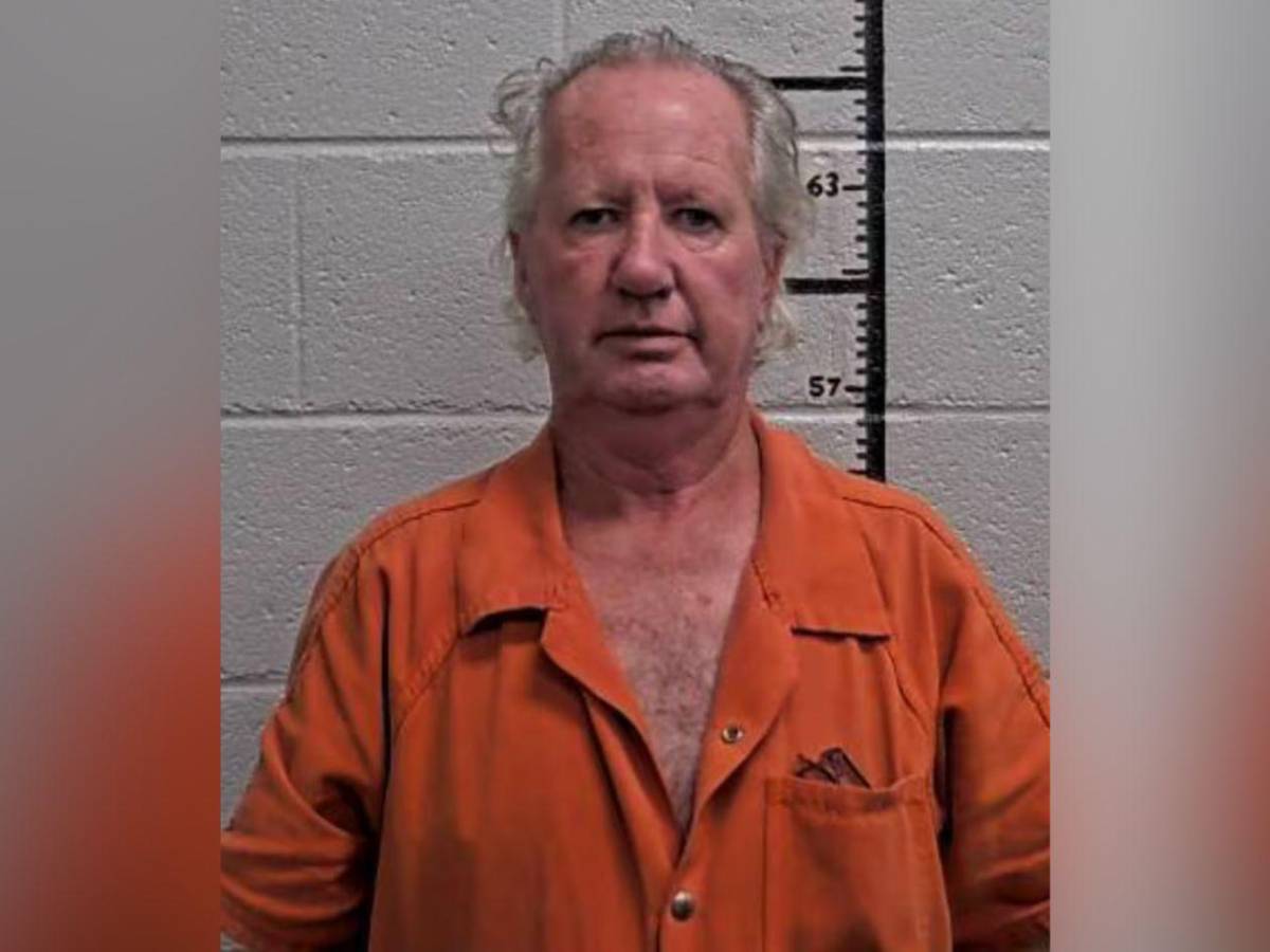 “La golpeé con un bate”: Hijo admite brutal crimen contra su madre