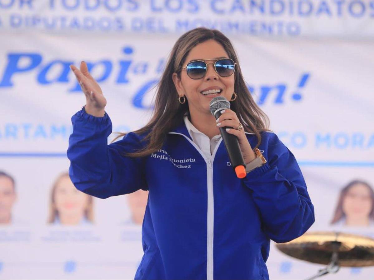 María Antonieta Mejía explota contra Ana García por criticar a Nasry Asfura