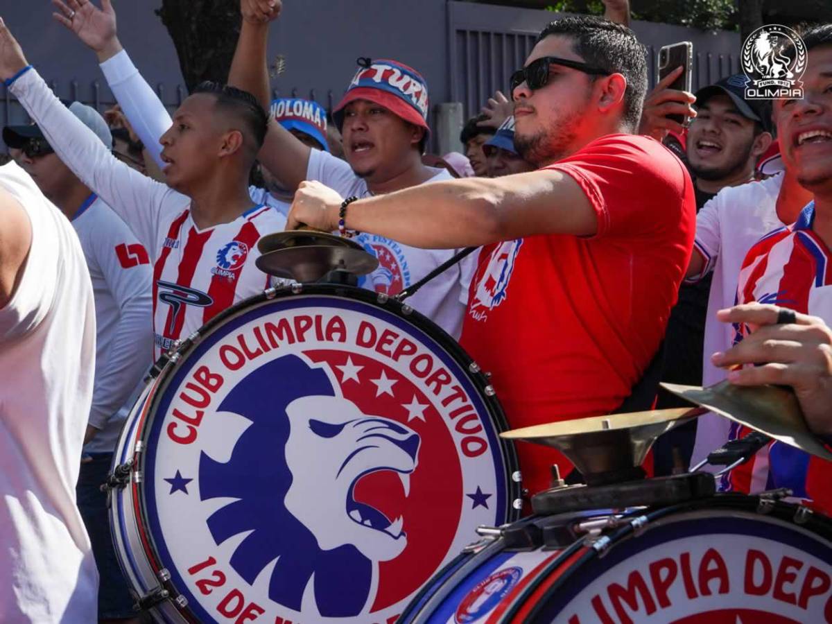 Marathón - Olimpia: bellezas, look a lo Raphinha y la rubia que robó suspiros