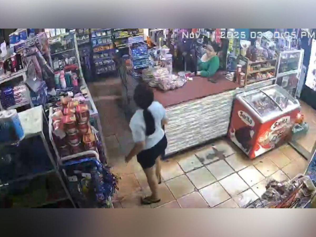 Violento asalto en mercadito de SPS: Así actuó el ladrón