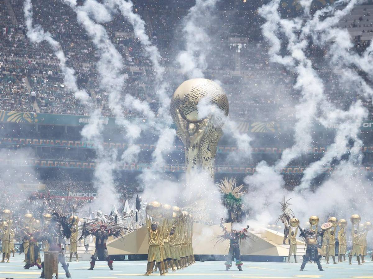 Caos, tragedia con un muerto y Shakira reina: la inauguración del Mundial 2026 en el Azteca