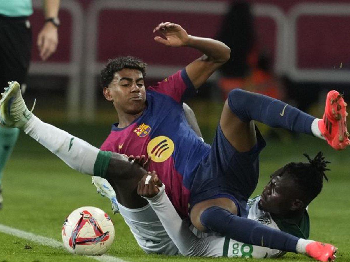 Lamine Yamal fue bien marcado por la zaga defensiva del Getafe.