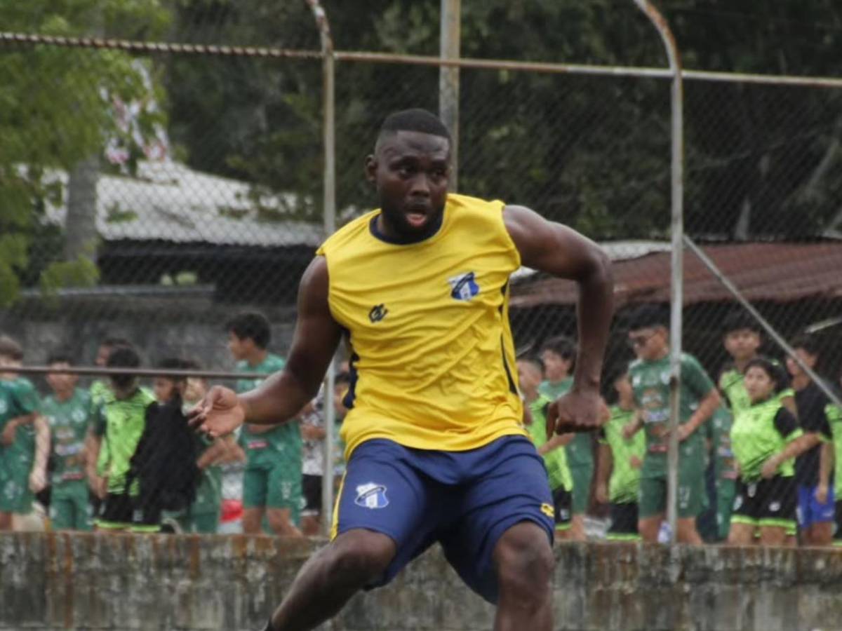 Futbolista hondureño conmueve con decisión tomada: Con dolor en el alma, creo que es lo mejor