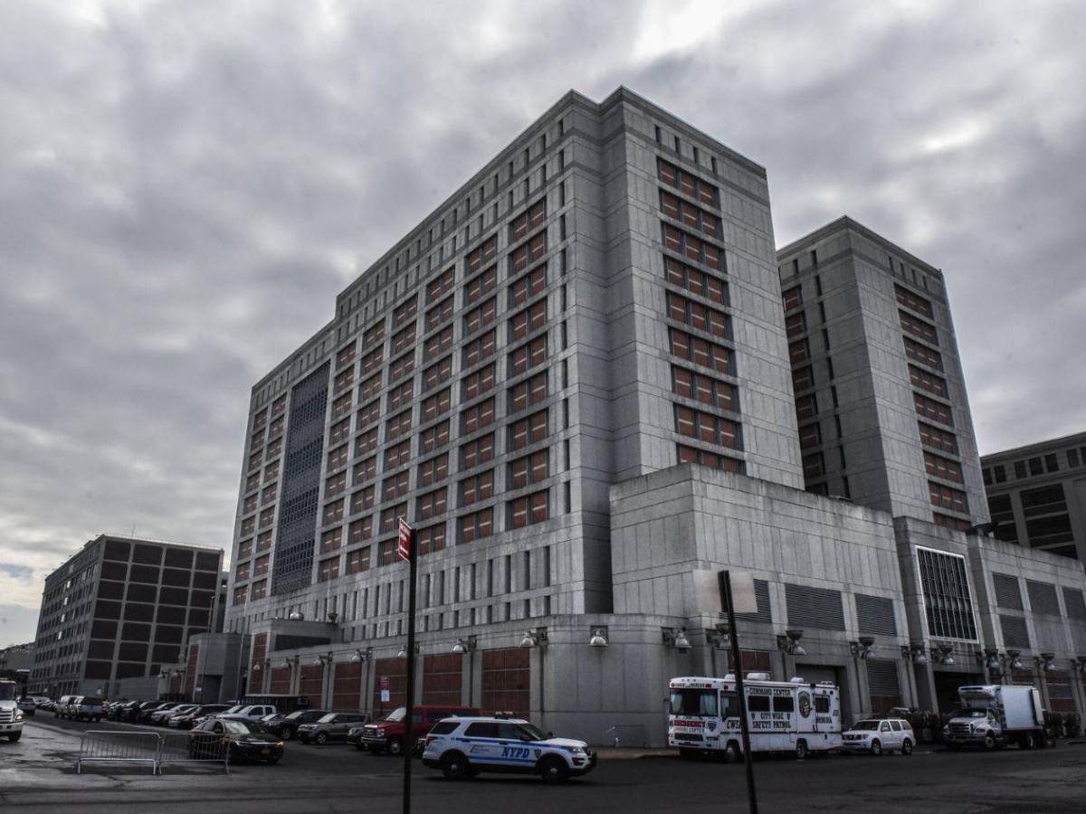 Es un tipo cool: Tekashi revela cómo se comporta JOH en prisión