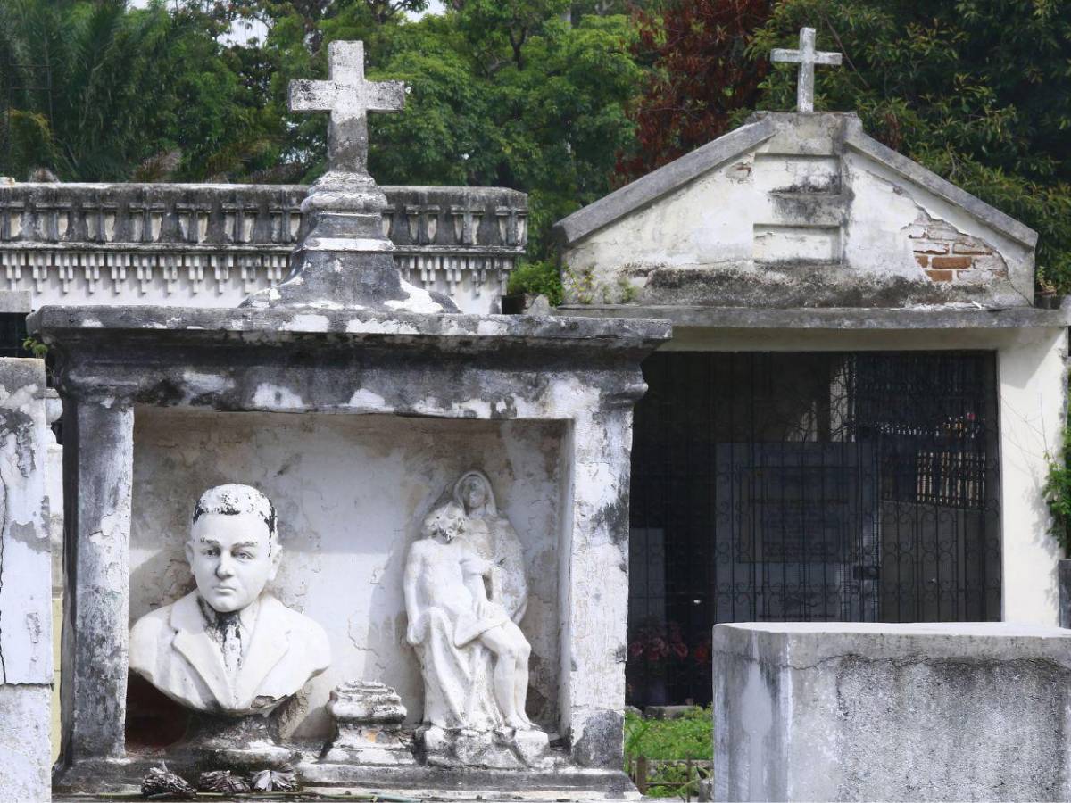 Las familias que dejaron su huella en el Cementerio General de San Pedro Sula
