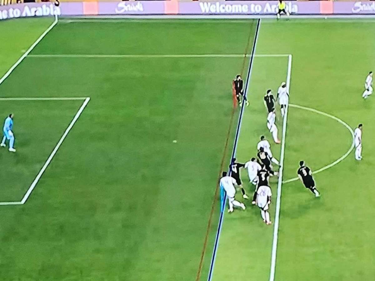 La 'traición' del 'Piojo' Herrera a Costa Rica, abandonan a México y Keylor Navas héroe