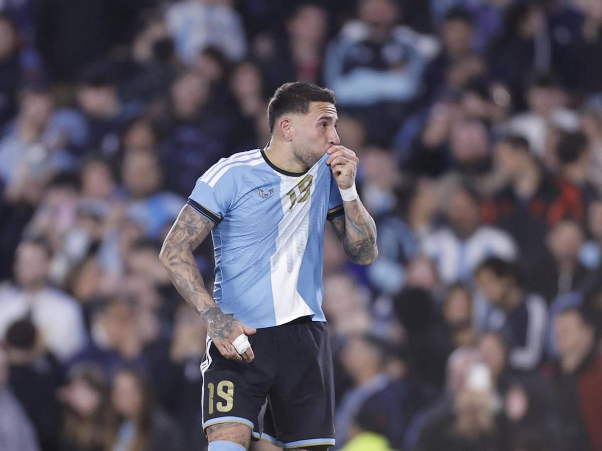 Messi llora en su adiós con Argentina, otro crack se retiró, la bronca e insólito regalo