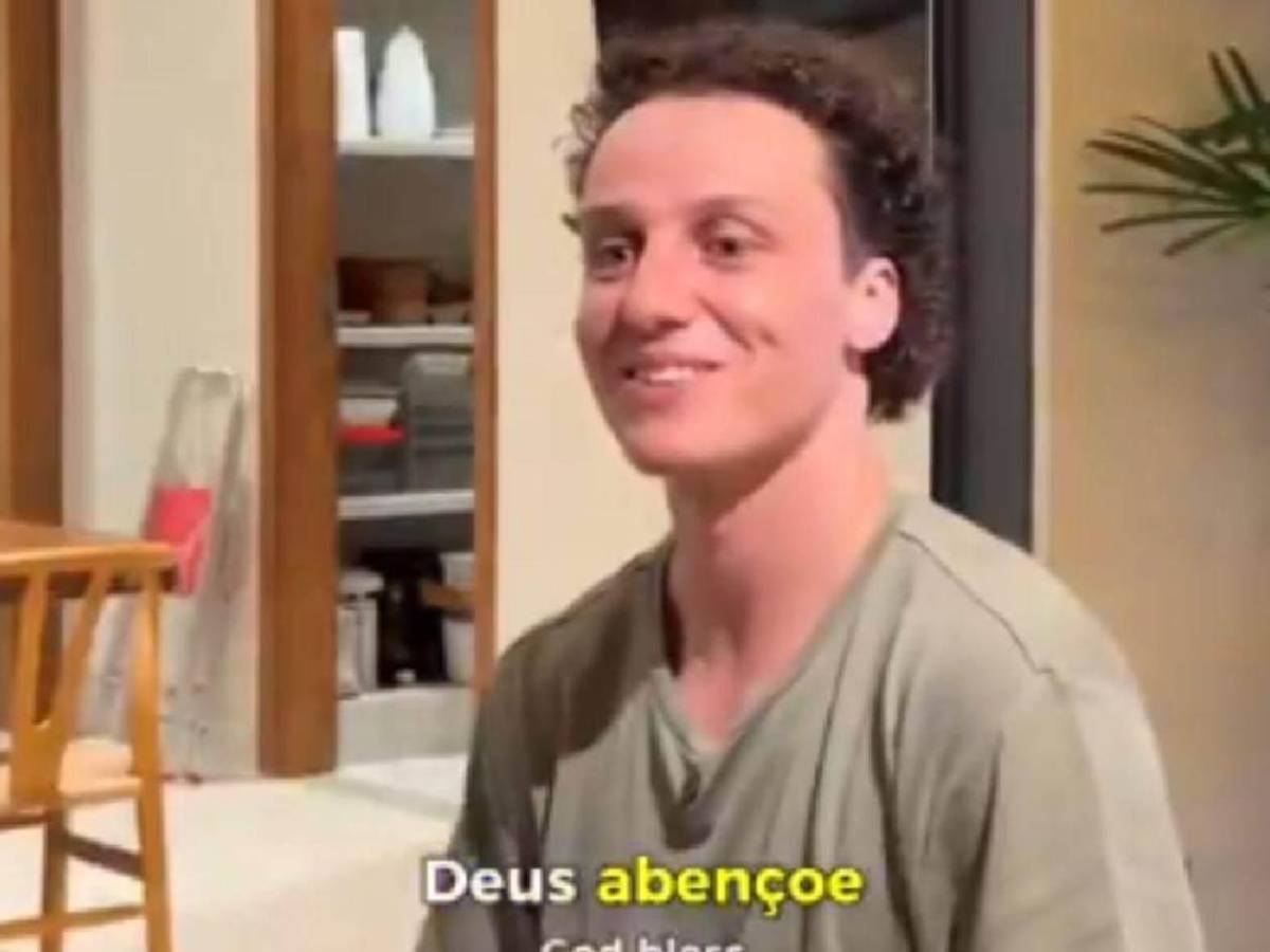 David Luiz luce irreconocible: el sorpresivo cambio de look tras cortarse el pelo