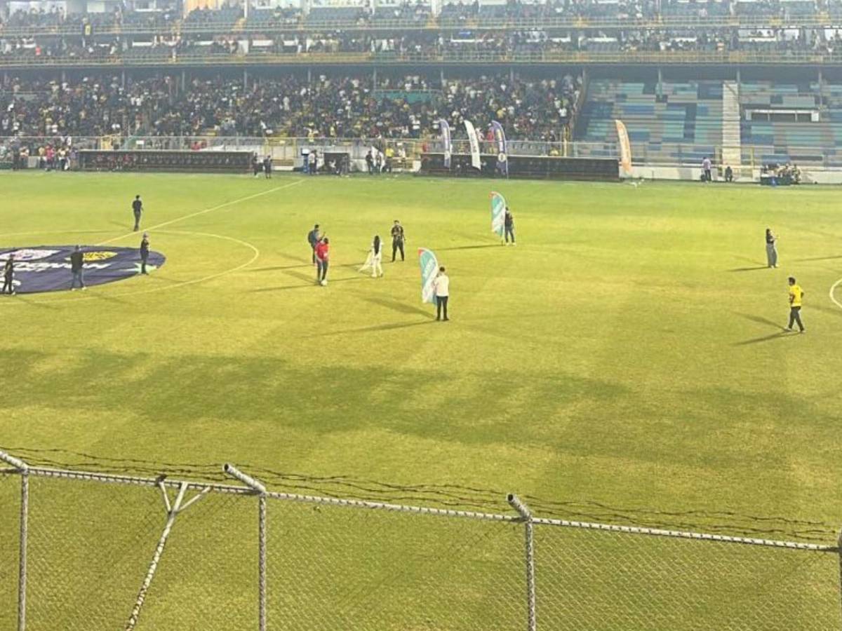 Real España celebra, Olimpia sufre y discusión de compañeros, culpable y desmayo