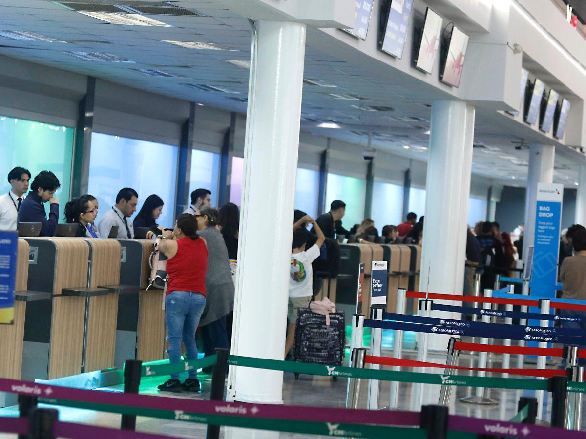 Restablecen vuelos locales en el Aeropuerto Ramón Villeda Morales