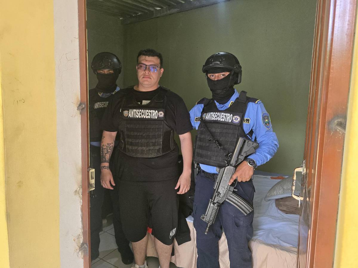 Jonathan se autosecuestró y le exigía L3 millones a la mujer que lo adoptó desde niño