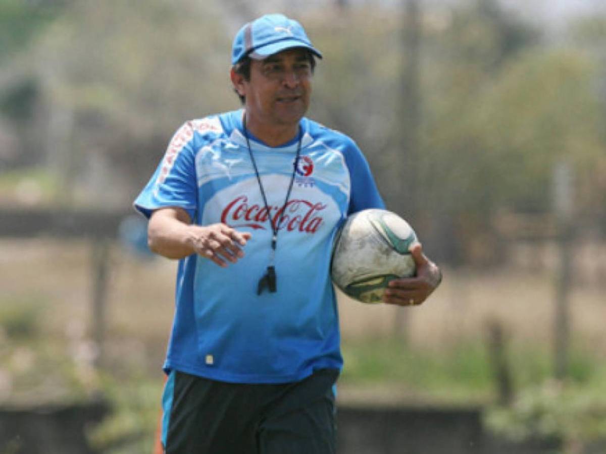 ¿Un campeón del mundo? Estos técnicos podrían llegar al Olimpia por Eduardo Espinel