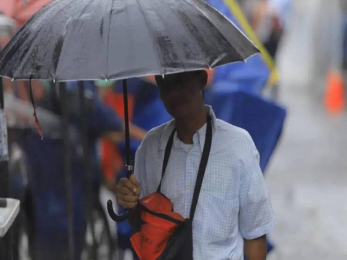 Saque paraguas: Vaguada ingresará al país y dejará lluvias en estas zonas