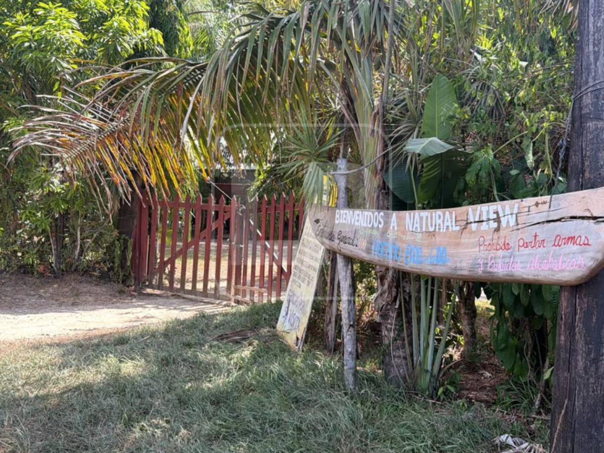 En fotos: Acribillan a dos supuestos miembros de la banda Los Grillos en El Porvenir