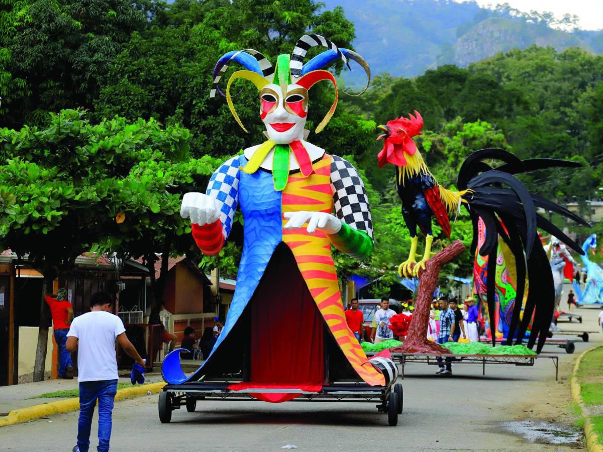 Las chineneas gigantes son uno de los grandes atractivos turísticos de Trinidad, Santa Bárbara.