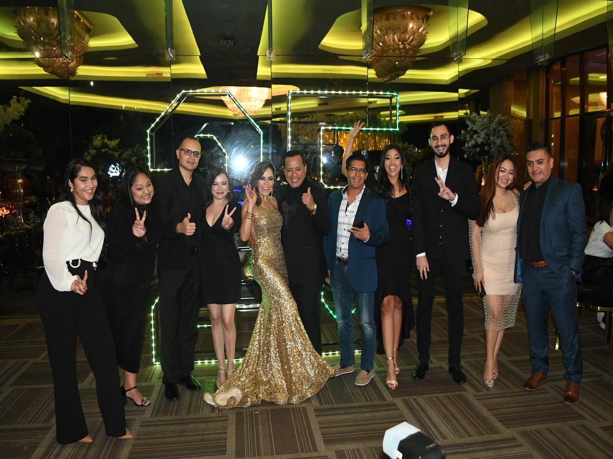 Representantes Turísticos celebra 25 años de promover la isla de Roatán