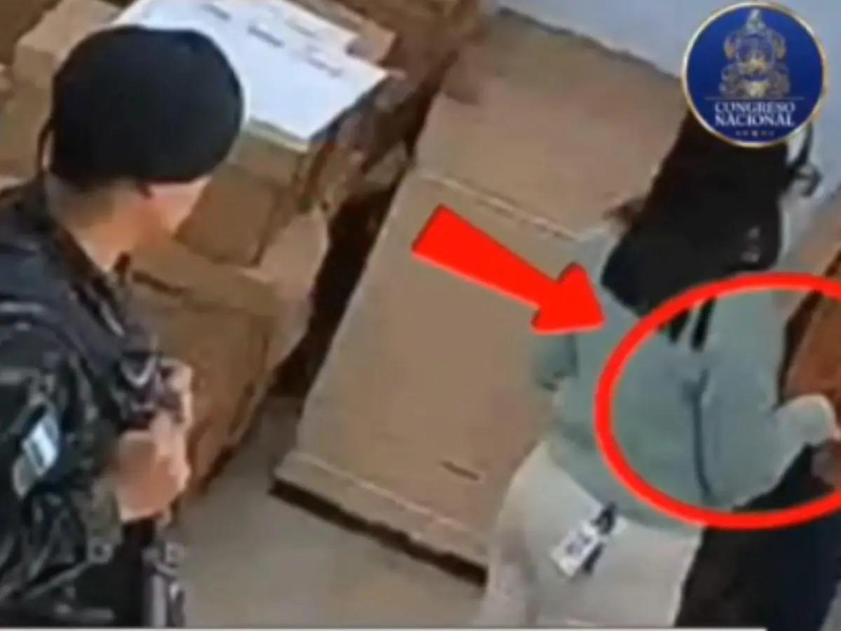 Intentaron sustraer USB con todas las actas de cierre de las elecciones, denuncian en juicio político