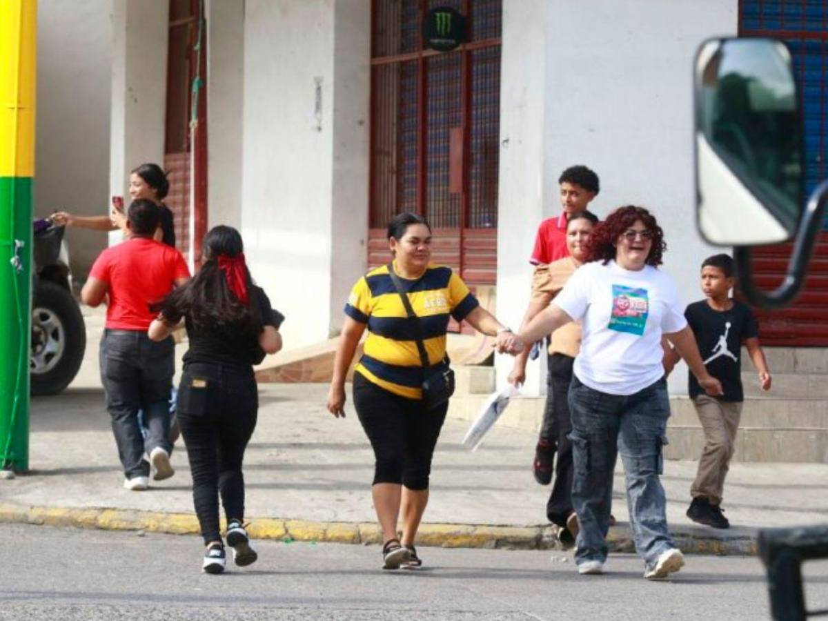 Taxistas cierran otra vez El Progreso; alcalde Alexander López convoca a reunión