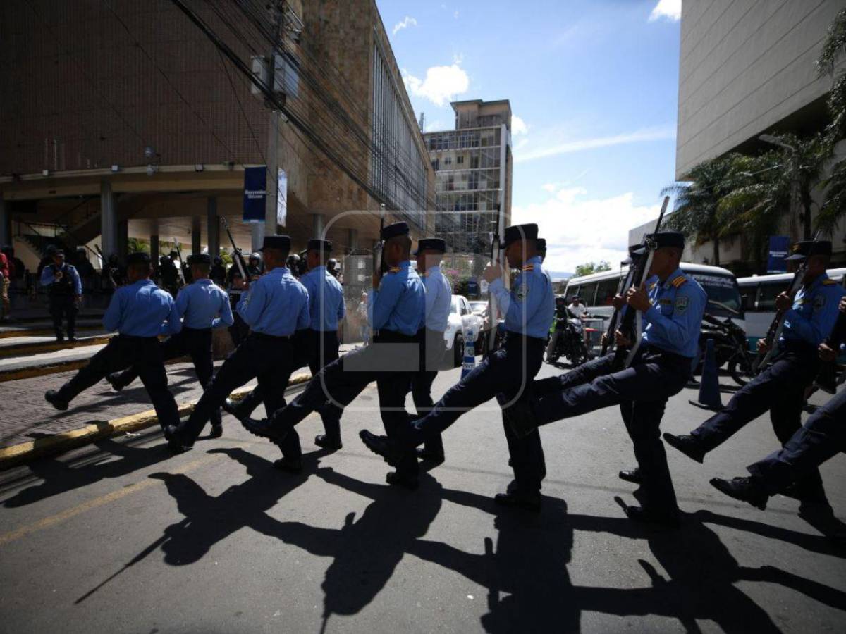 Refuerzan seguridad en el Congreso para la toma de posesión de Nasry Asfura