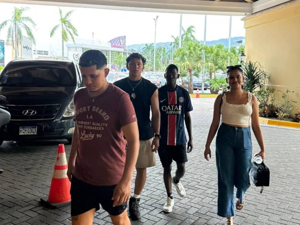 Tiktokers de Honduras inician concentración en lugar donde estuvo Messi