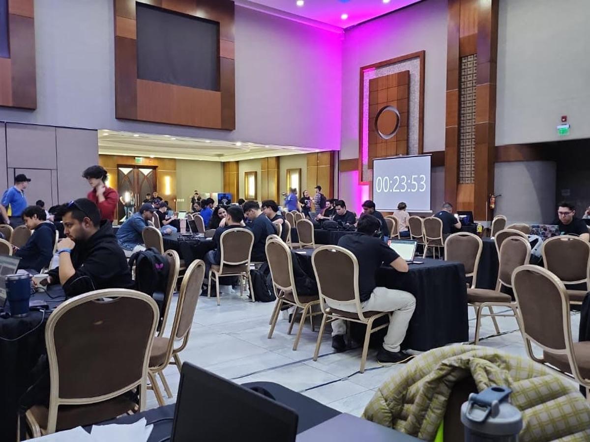 A lo largo de la semana, los equipos tendrán la oportunidad de perfeccionar sus implementaciones.