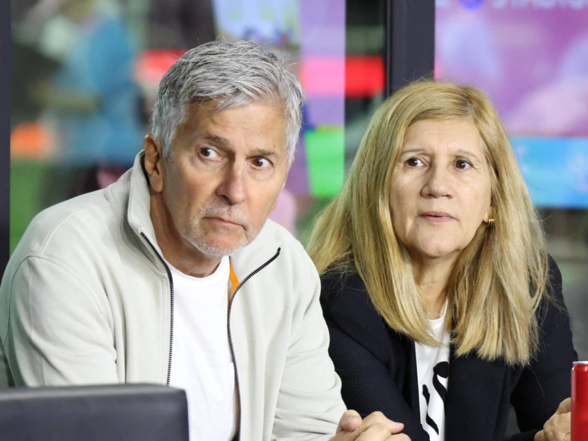 Messi con pelea y beso inusual en consagración del Inter Miami