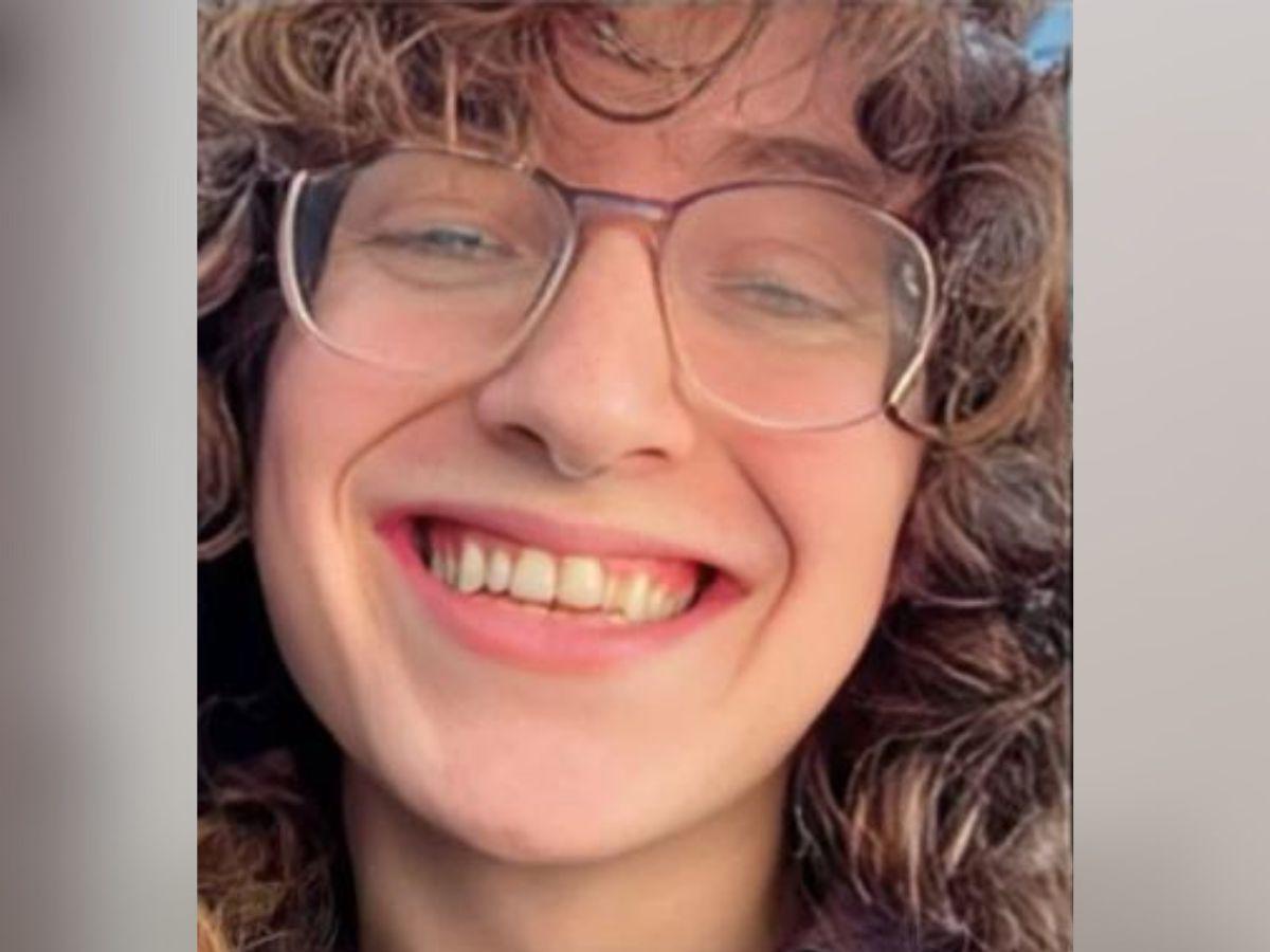 Alejandro y su última publicación antes de ser devorado por tiburones