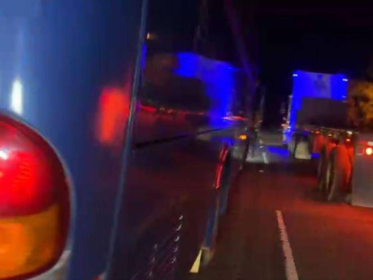 Trágico: bus embiste a dos jóvenes en moto en Santa Cruz de Yojoa