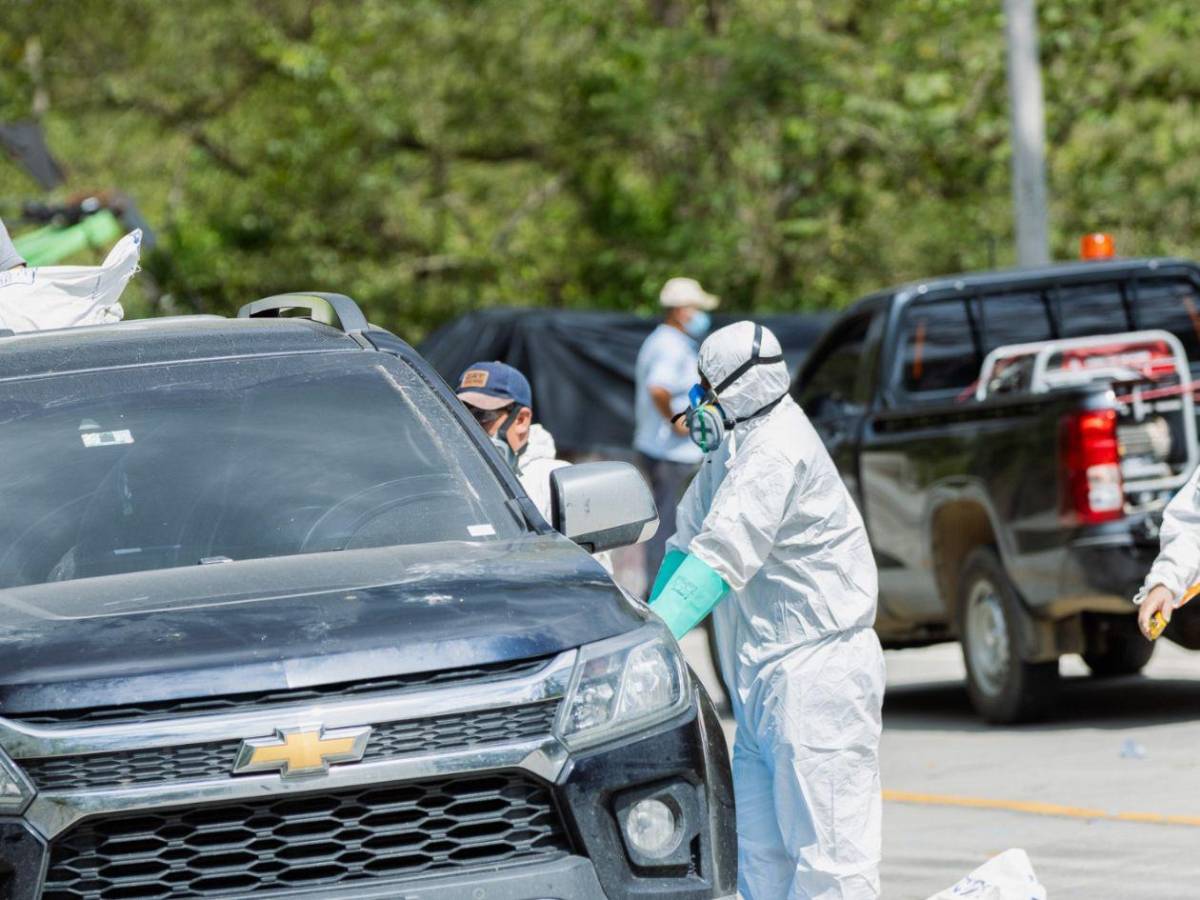 Cianuro en la CA-4: Así se retira  el peligroso químico tras el fatal accidente